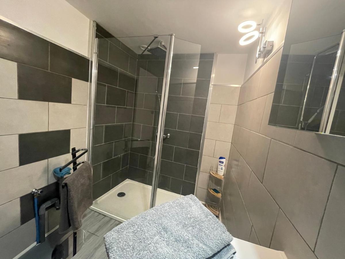 Appartement Entier Moissac Centre 30 M2 Calme Avec Cour Interieure Pour Velos A 50M Du Marche De 모이작 외부 사진