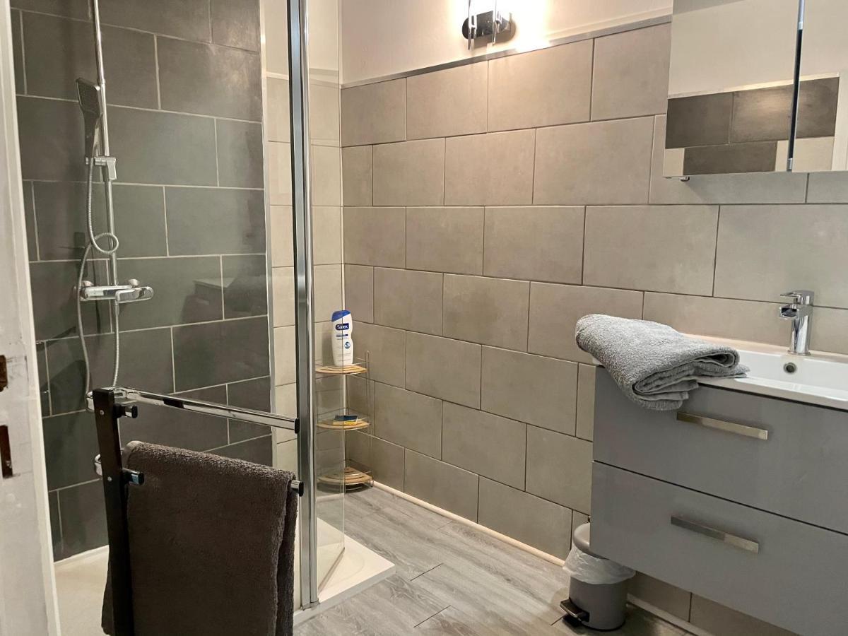 Appartement Entier Moissac Centre 30 M2 Calme Avec Cour Interieure Pour Velos A 50M Du Marche De 모이작 외부 사진