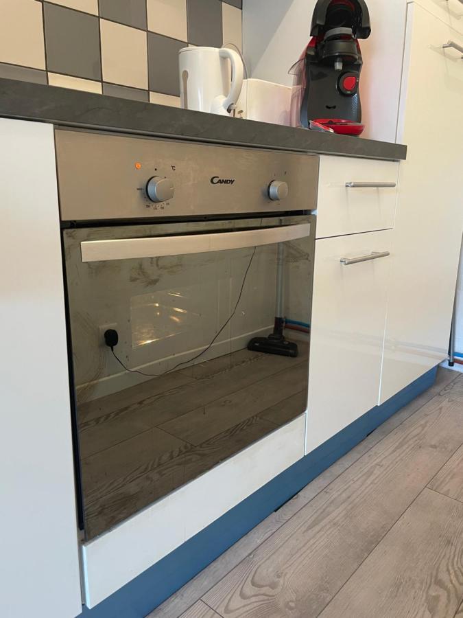 Appartement Entier Moissac Centre 30 M2 Calme Avec Cour Interieure Pour Velos A 50M Du Marche De 모이작 외부 사진